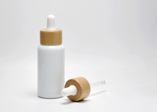 China BG-195H-40(J), 40ml boston round opal white glass bottle with wooden dropper cap for face oil, facial serum, beauty oil supplier