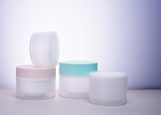China PP Plastic Cosmetics Container Double-Walled Frosted Cream Jar With Lids- High Quality, Refillable, Customized supplier